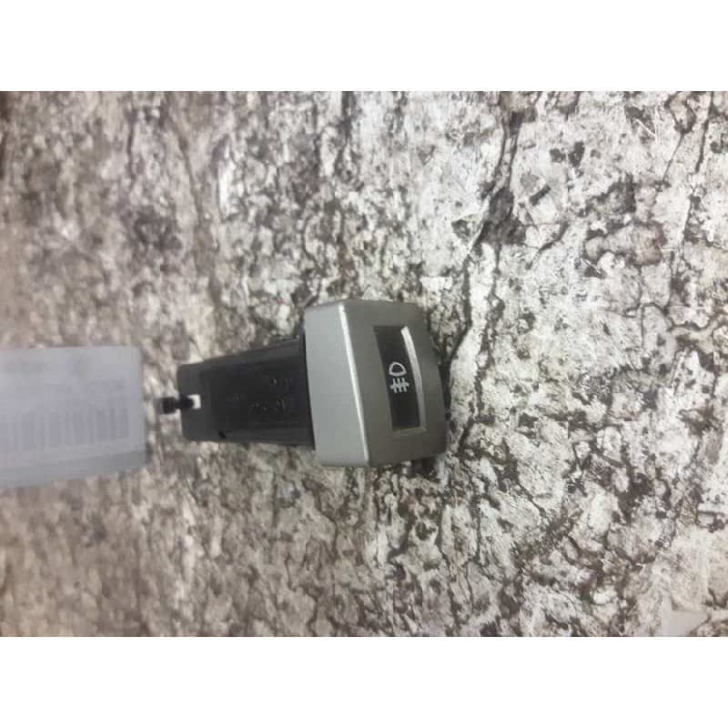 Recambio de boton antiniebla trasero para kia carnival ii 2.9 cdri ex referencia OEM IAM 6 PINS - Azul