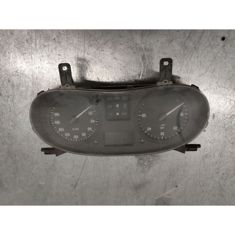 Recambio de cuadro instrumentos para opel movano (2004 =>) combi corto l1h1 2.8t referencia OEM IAM 8200408677E