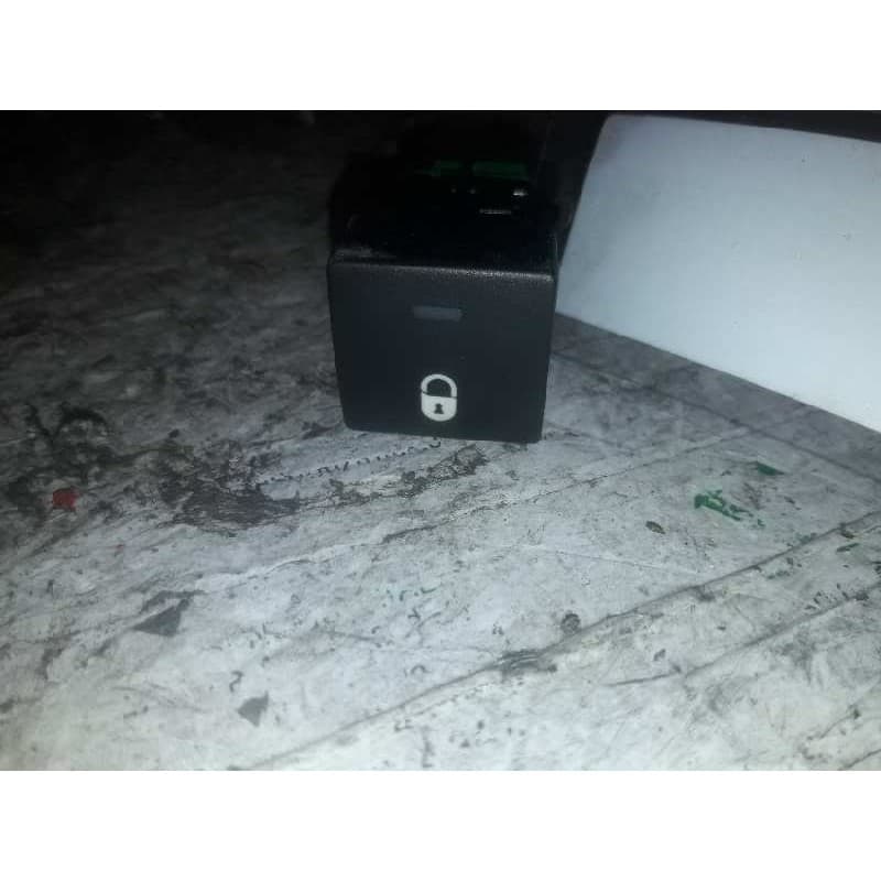 Recambio de mando cierre centralizado para peugeot partner kombi access referencia OEM IAM 96582880XT 4 PINS - Gris