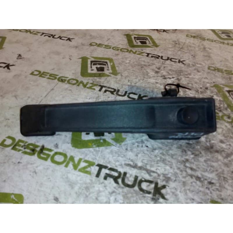 Recambio de maneta exterior delantera derecha para volvo trucks fs 7 fs 720 es (220cv) referencia OEM IAM - Blanco
