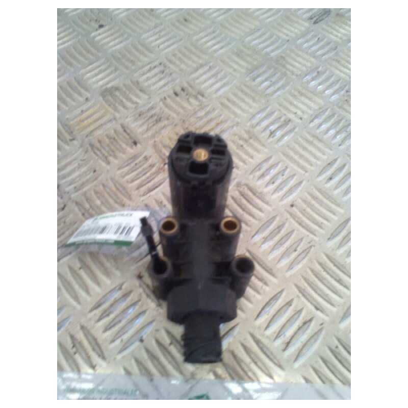 Recambio de valvula aire para man l 2000 evolution l 2000 fg llc m (largura mediana) referencia OEM IAM 4410500110 WABCO ELECTRO - Blanco