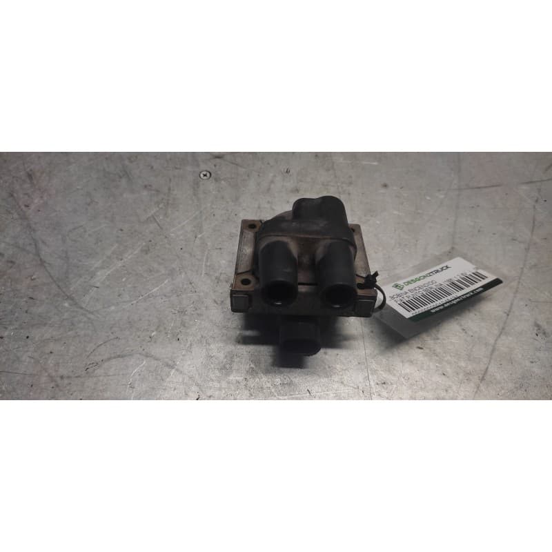 Recambio de bobina encendido para fiat punto berlina (188) 1.2 8v referencia OEM IAM 12V - Blanco