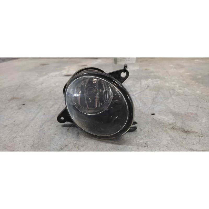 Recambio de faro antiniebla izquierdo para audi a6 berlina (4b2) 2.5 tdi referencia OEM IAM 2 PINS