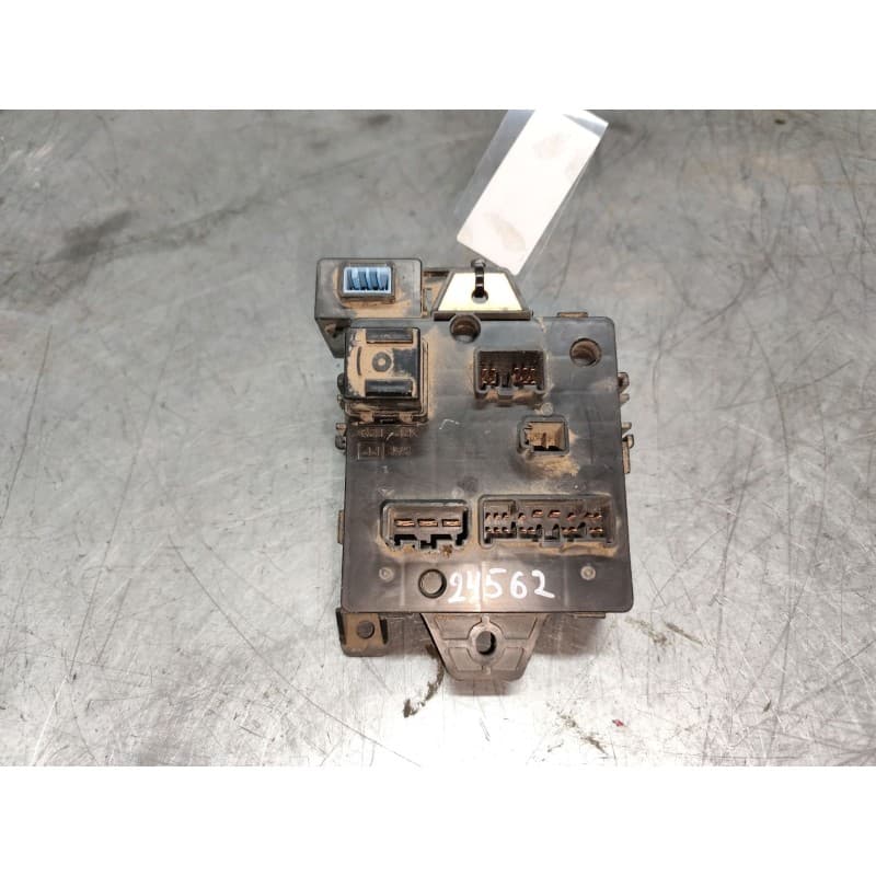 Recambio de caja reles / fusibles para suzuki wagon r+ hatchback (em) 1.0 (rc410, sr410, sr412) referencia OEM IAM 75F00