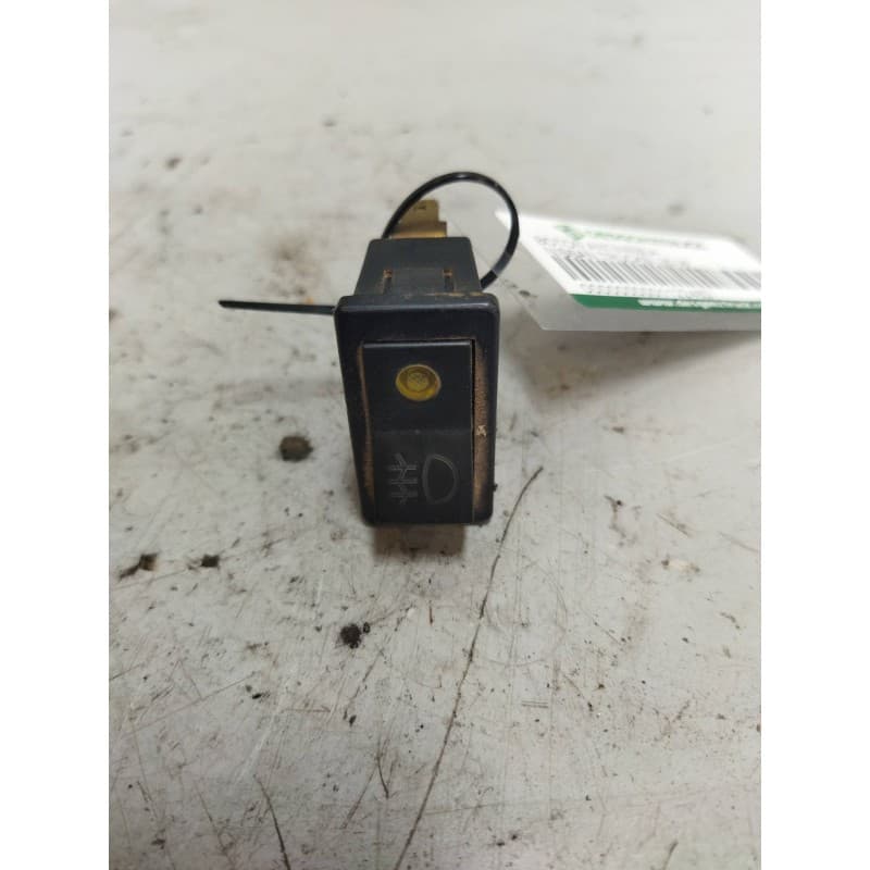 Recambio de boton antiniebla para nissan trucks l35.08 ...... referencia OEM IAM