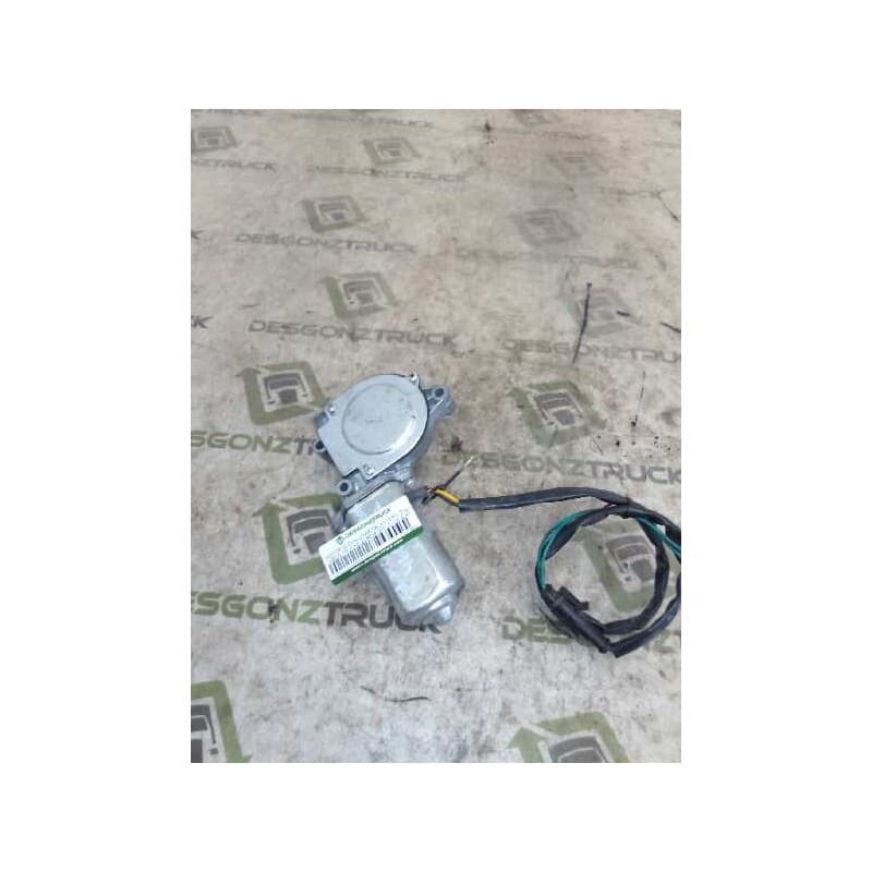 Recambio de motor elevalunas delantero izquierdo para iveco trucks eurostar ld 190 e 43 (430cv) referencia OEM IAM 2131688