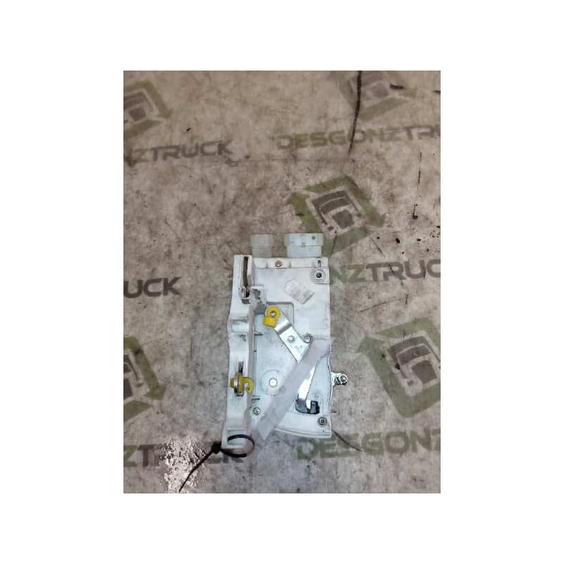 Recambio de cerradura puerta delantera derecha para iveco trucks eurostar ld 190 e 43 fp (430cv) referencia OEM IAM B792