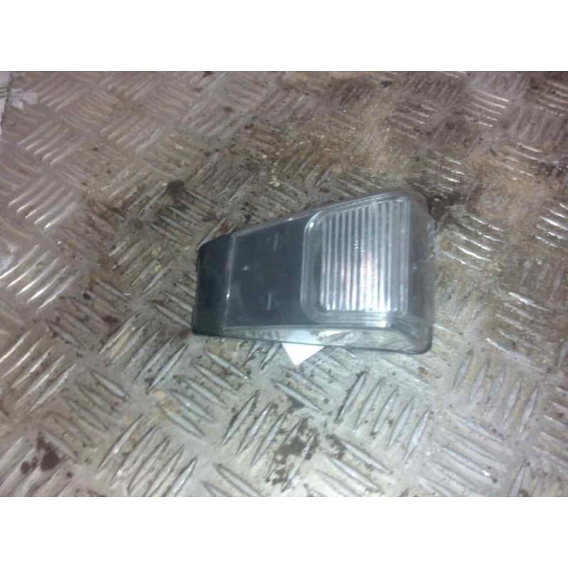 Recambio de piloto lateral izquierdo para volvo fh 12 2002 12.1 diesel (d12d420) referencia OEM IAM - Blanco