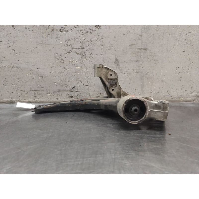 Recambio de brazo suspension inferior delantero izquierdo para seat ibiza iii (6l1) 1.9 tdi referencia OEM IAM - Negro