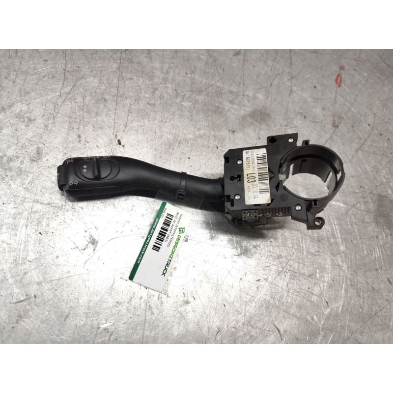Recambio de mando intermitentes para audi a6 avant (4b5) 2.5 tdi referencia OEM IAM 8L0953513J - Gris