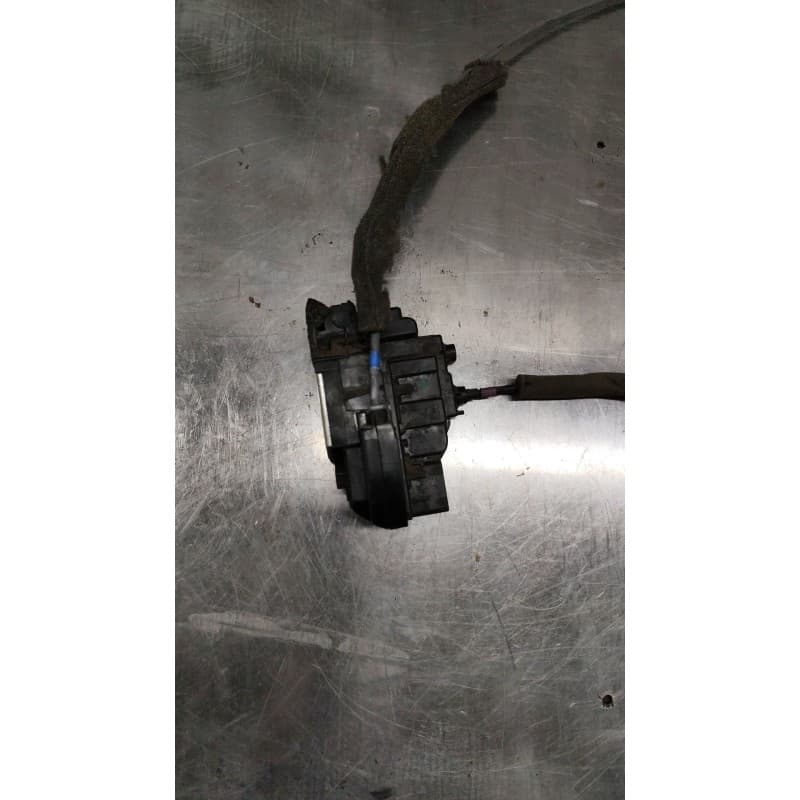 Recambio de cerradura puerta delantera derecha para nissan nv200 furgoneta 1.5 dci 90 (m20, m20m) referencia OEM IAM - Blanco