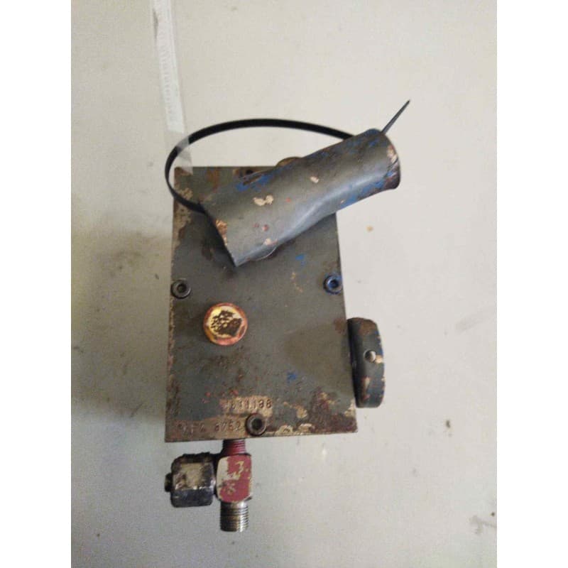 Recambio de bomba elevacion cabina para renault trucks dg 230.20 referencia OEM IAM 1611186 - Blanco