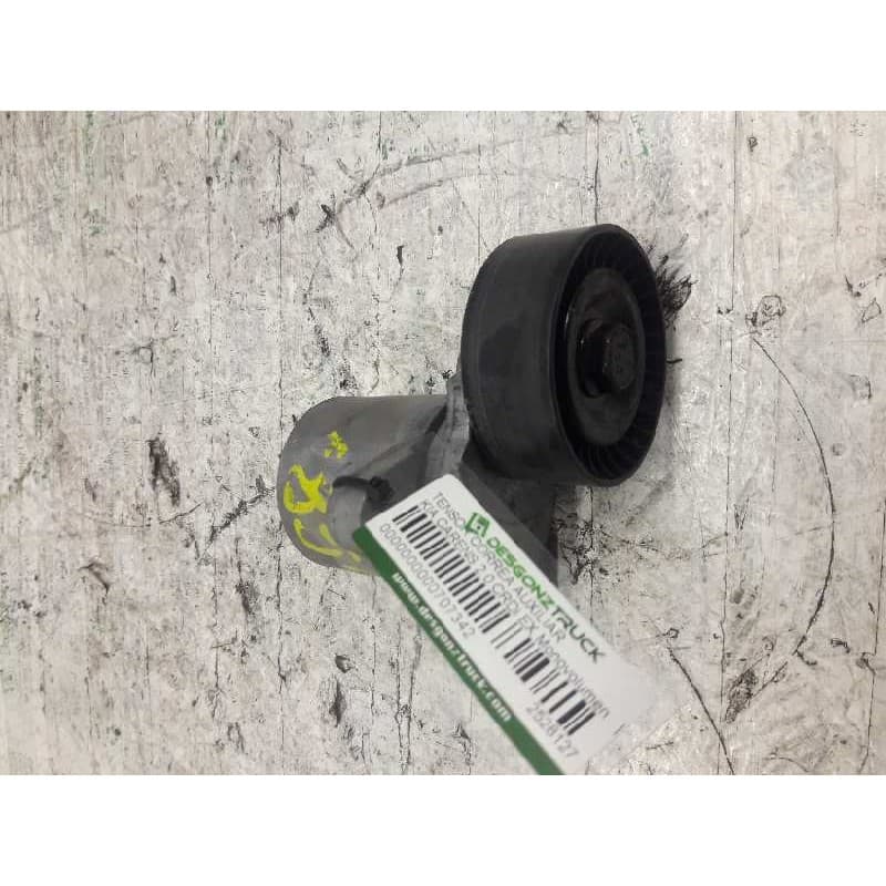 Recambio de tensor correa auxiliar para kia carens 2.0 crdi ex monovolumen referencia OEM IAM 2528127