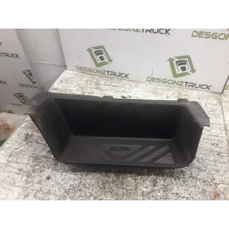 Recambio de peldaño izquierdo para ford transit express line '06 ft 300 k euroline referencia OEM IAM 6C11V13201AA - Blanco