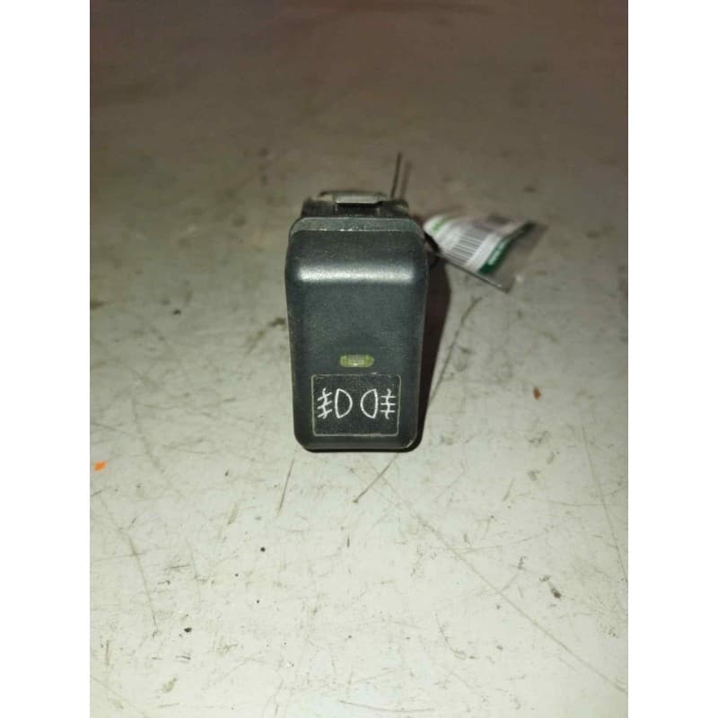 Recambio de boton antiniebla para volvo fh 12 asta 1993 e1 12.1 diesel (d12d420) referencia OEM IAM 8157764 - Blanco