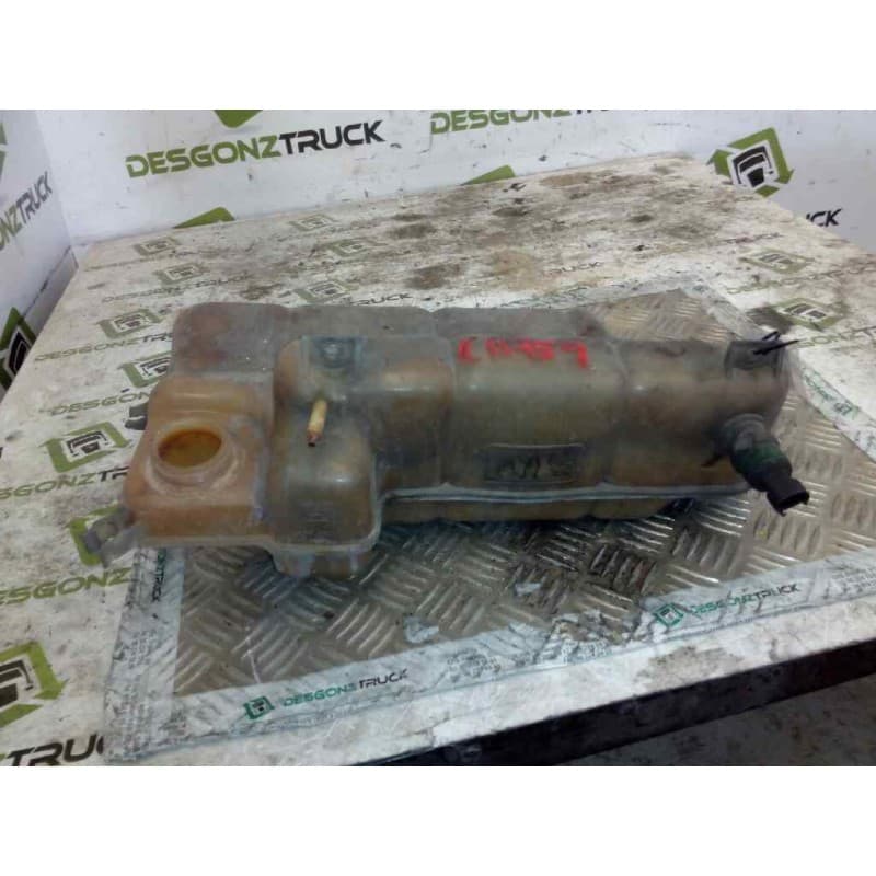Recambio de deposito expansion para iveco daily pr einzelkabine 70 c... radstand 3450 referencia OEM IAM - Blanco