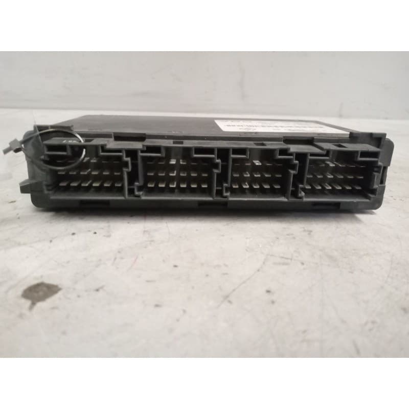 Recambio de modulo electronico para irisbus 397e. 12.43-ri referencia OEM IAM 5010564101 CENTRALITA VECU 461470002007 - Dorado