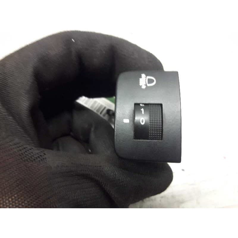 Recambio de boton regulacion de faros para hyundai tucson (jm) 2.0 crdi comfort (4wd) referencia OEM IAM - Negro