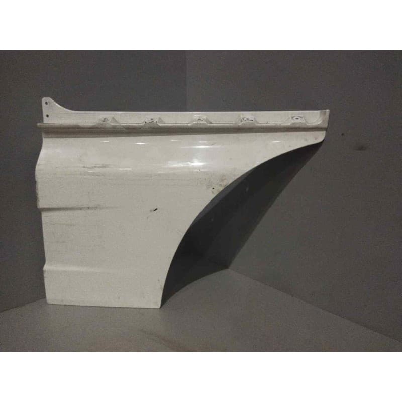 Recambio de moldura puerta delantera izquierda para man tgx 18.500 12.4 diesel referencia OEM IAM 81626100019 81626100023 - Blanco
