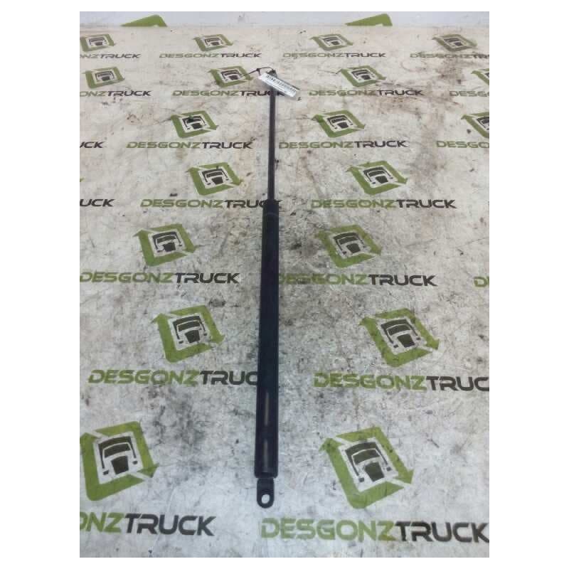 Recambio de bombin calandra para iveco eurocargo 05.03 fg 80 e larga distancia referencia OEM IAM 504032792 - Blanco