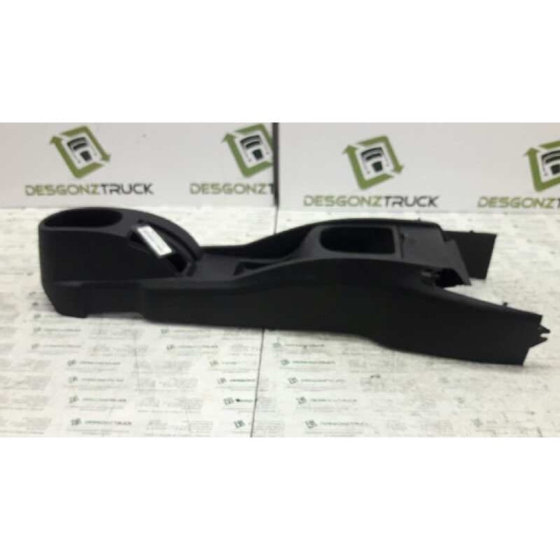 Recambio de guarnecidos palanca cambio para peugeot 207 sw confort referencia OEM IAM 96500710771 - Blanco