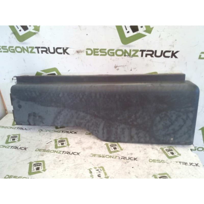 Recambio de moldura trasera cabina para volvo fh 12 asta 1993 e1 fsa 4x2 e1 largo globetrotter (lhh2, l2h2) referencia OEM IAM