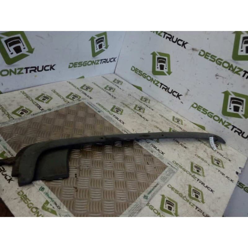 Recambio de moldura luna delantera para volvo fh 12 asta 1993 e1 fsa 4x2 e1 largo globetrotter (lhh2, l2h2) referencia OEM IAM