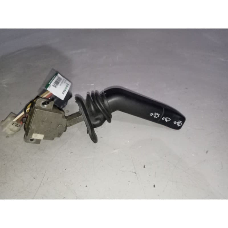 Recambio de mando limpia para scania trucks serie 4 bus k 124 referencia OEM IAM 1424970 - Blanco