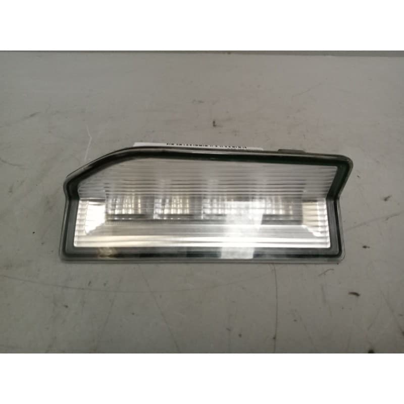 Recambio de luz interior para volvo fh 500 referencia OEM IAM 84810902 - Blanco