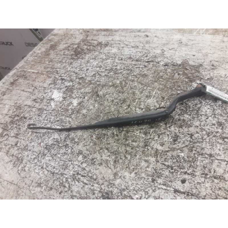 Recambio de brazo limpia delantero izquierdo para hyundai coupe (gk) 1.6 fx referencia OEM IAM - Negro
