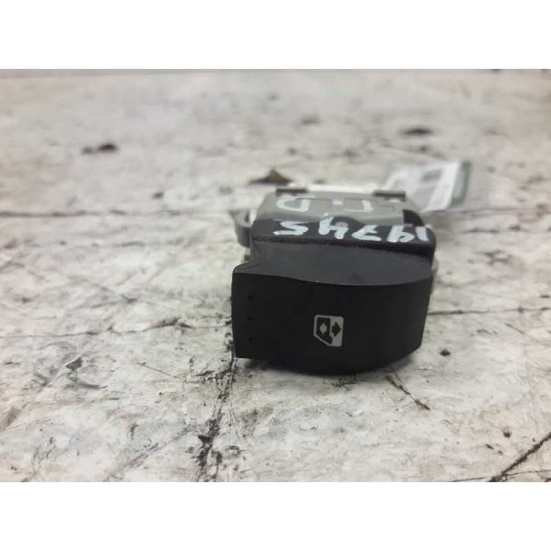 Recambio de mando elevalunas trasero derecho para renault megane ii berlina 5p confort authentique referencia OEM IAM - Gris