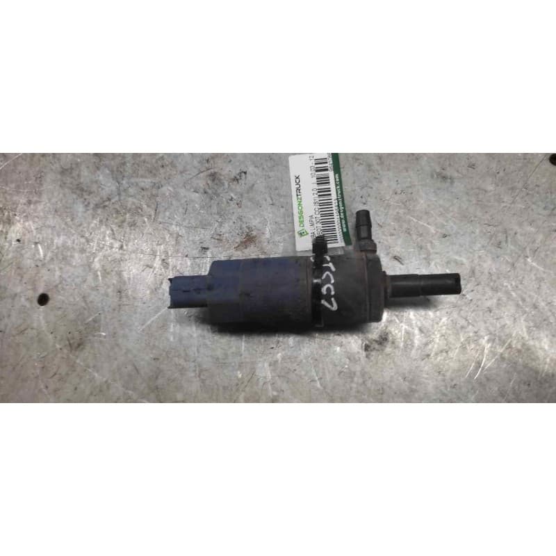 Recambio de bomba limpia para peugeot 307 cc (s1) 2.0 referencia OEM IAM 9641086680 2 PINS