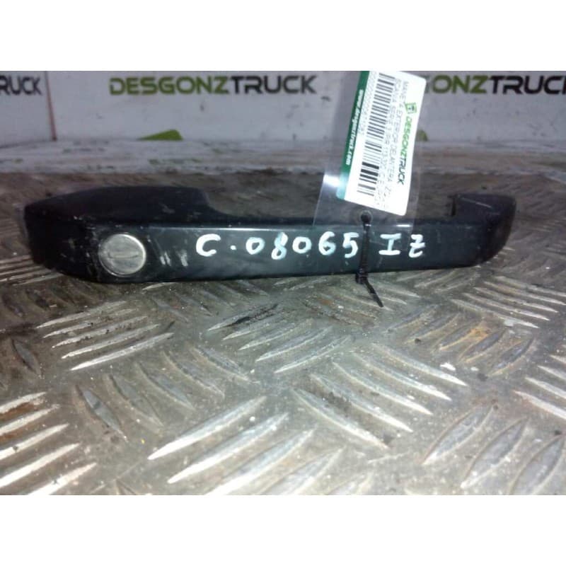Recambio de maneta exterior delantera izquierda para scania serie 3 (p/r 113-320 ic euro1) fsa 3600 / 17-18.0 / ma 4x2 corto cr - Blanco