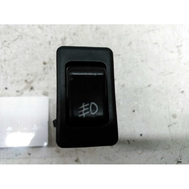 Recambio de boton antiniebla para nissan primera berl./familiar (p10/w10) gx berlina (a,e) referencia OEM IAM - Blanco