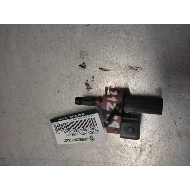 Recambio de sensor pedal embrague para ford fiesta (cbk) ambiente referencia OEM IAM 2S6T7C534