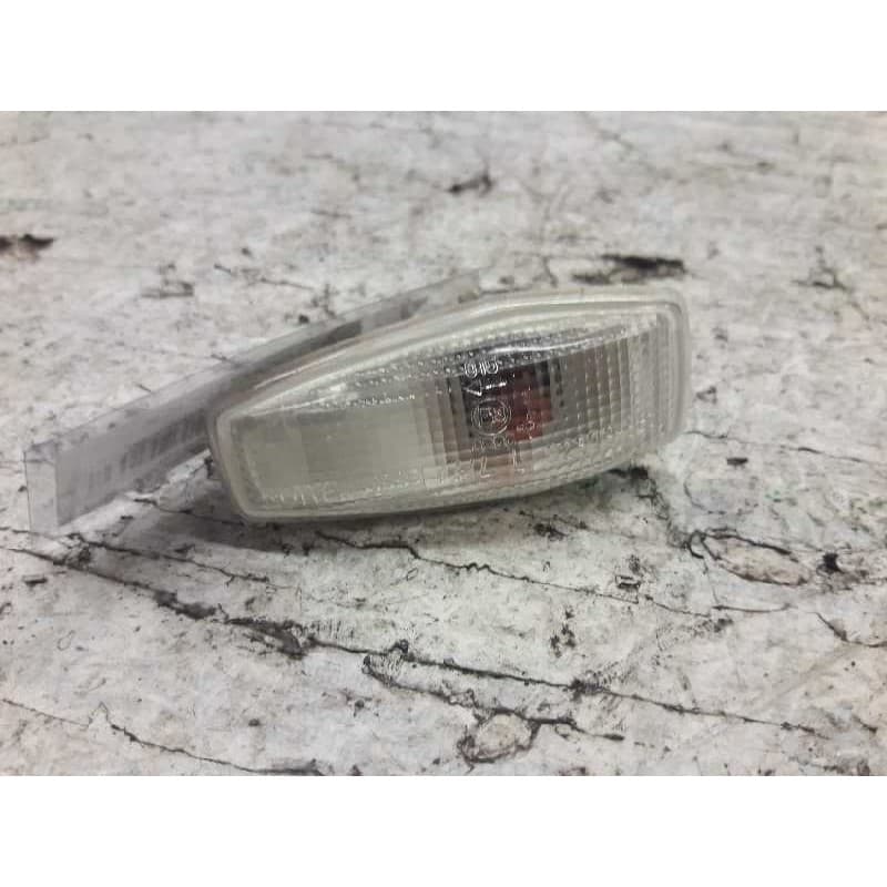 Recambio de piloto lateral izquierdo para hyundai terracan (hp) 2.9 crdi full referencia OEM IAM - Verde