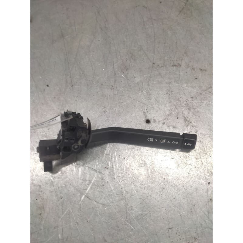 Recambio de mando intermitentes para ford transit, combi 1995 2.5 diesel referencia OEM IAM - Blanco