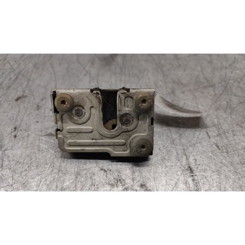 Recambio de cerradura puerta delantera izquierda para iveco daily iv caja/chasis 35c15 referencia OEM IAM - Blanco
