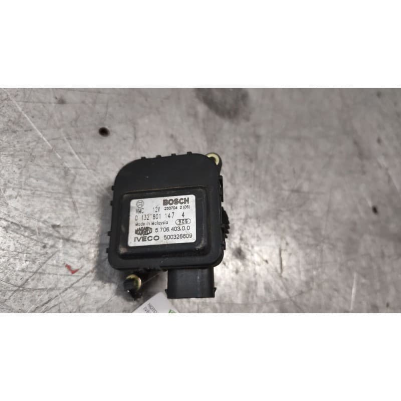 Recambio de motor apertura trampillas climatizador para iveco daily iv caja/chasis 35c15 referencia OEM IAM 500326609 2 PINS - Blanco