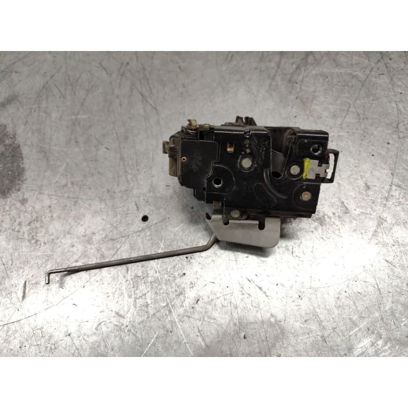 Recambio de cerradura puerta delantera izquierda para audi a4 b6 (8e2) 1.9 tdi referencia OEM IAM 4B1837015G 9 PINS