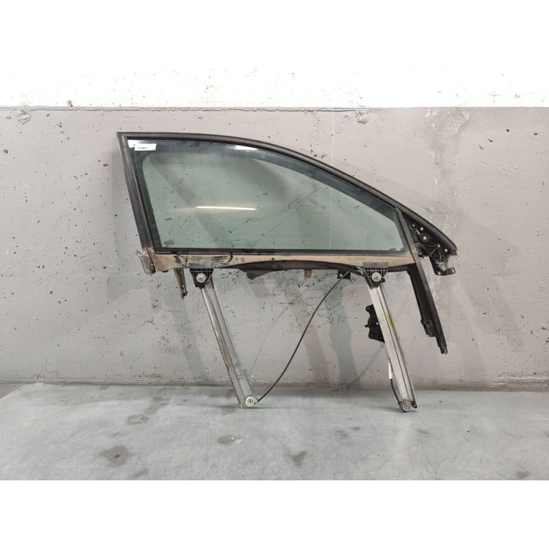 Recambio de elevalunas delantero derecho para audi a4 b6 (8e2) 1.9 tdi referencia OEM IAM