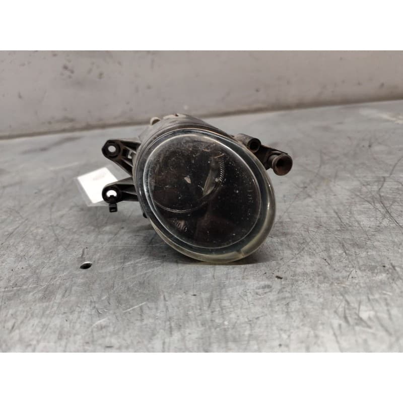 Recambio de faro antiniebla izquierdo para audi a4 b6 (8e2) 1.9 tdi referencia OEM IAM