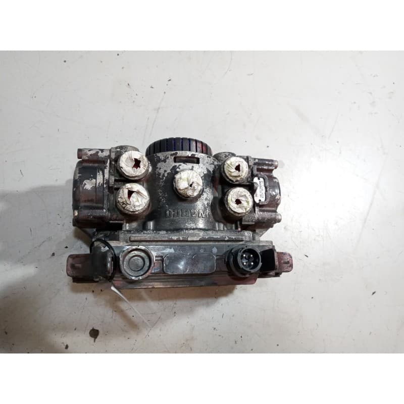 Recambio de valvula aire para man tg-m 15.280 6.9 diesel referencia OEM IAM 81521066048 valvula ebs modulador de eje 4801041050 - Blanco