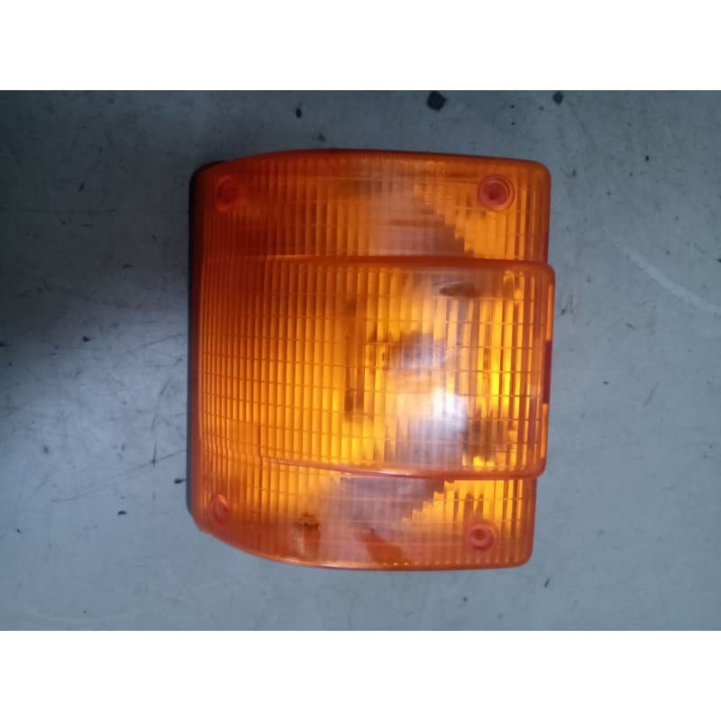 Recambio de piloto delantero izquierdo para man m2000l/m2000m 18.2x4 e2 6.9 diesel referencia OEM IAM - Blanco