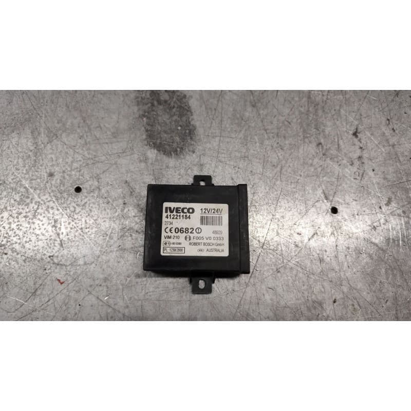 Recambio de modulo electronico para iveco daily iv caja/chasis 35c15 referencia OEM IAM 41221184 - Blanco