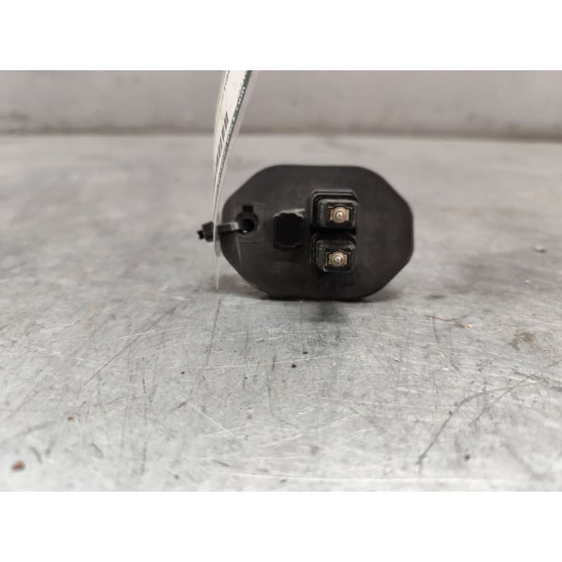 Recambio de interruptor para dacia dokker essential referencia OEM IAM 252168487R PUERTA CORREDERA DERECHA 2 PINS - Blanco
