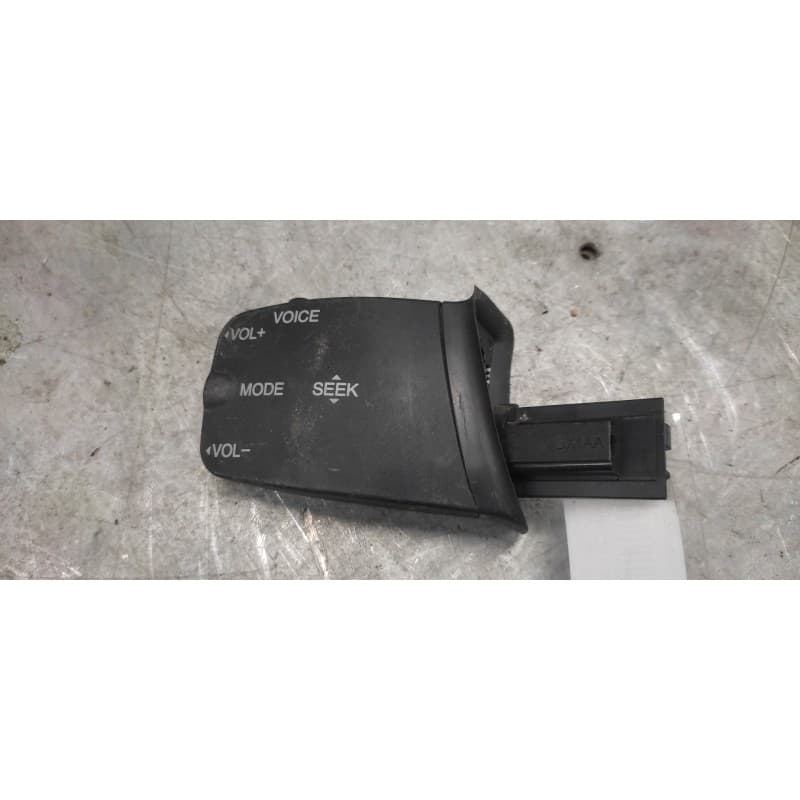 Recambio de mando volante para ford transit express line '06 2.2 tdci cat referencia OEM IAM 3 PINS - Blanco