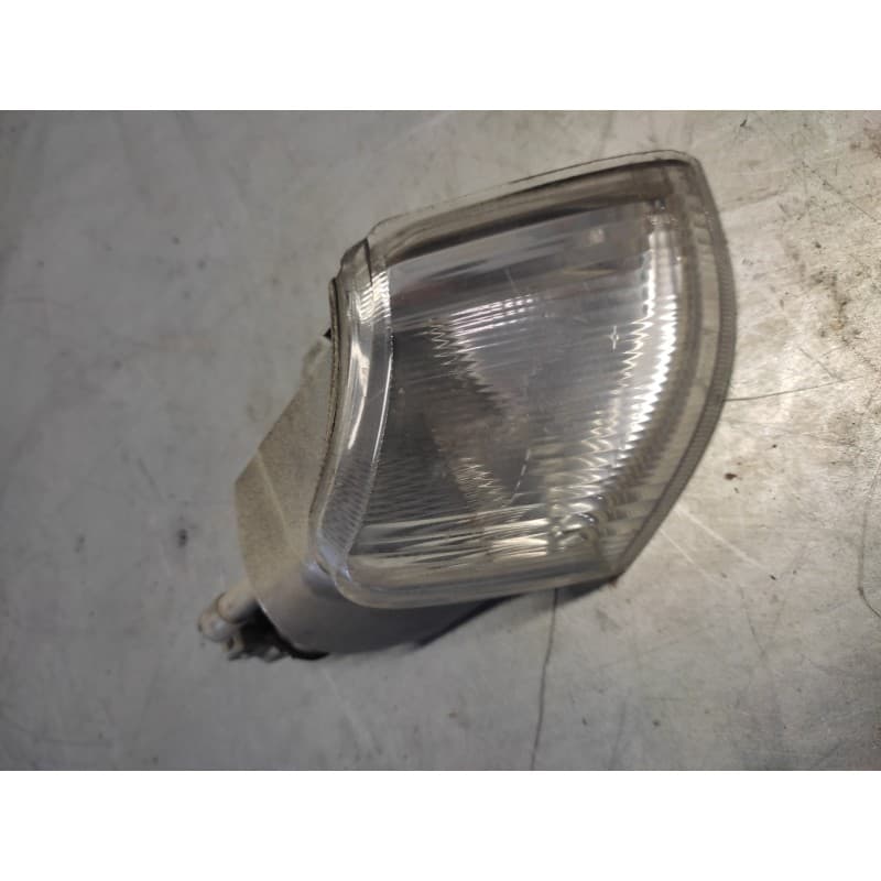 Recambio de piloto delantero derecho para citroën xantia berlina 2.0 hdi 90/110 attraction referencia OEM IAM