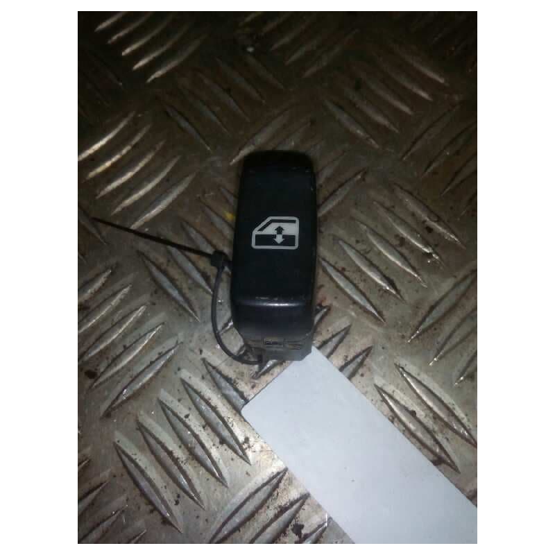 Recambio de mando elevalunas delantero izquierdo para scania serie p/g/r (c-clase) fg 420 (4x2) corto cp 13 / 14 b referencia OE