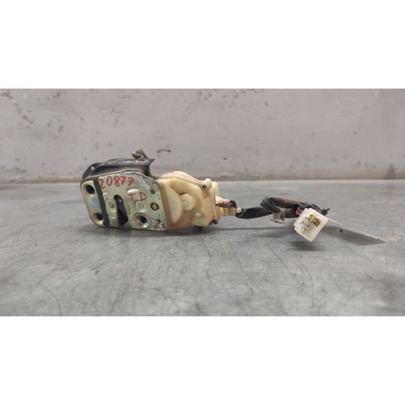 Recambio de cerradura puerta trasera derecha para mazda 626 berlina (gf) 2.0 ditd ac referencia OEM IAM 2 PINS - Negro